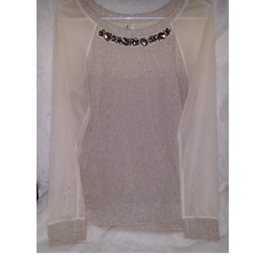 cream sparkly top